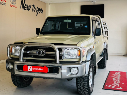 Toyota Landcruiser 79 DC 4.0 Petrol V6 in Namibia