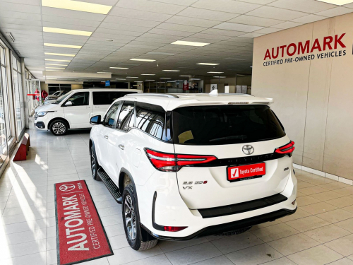 Toyota Fortuner 2.8 GD6 VX 4x4 AT in Namibia