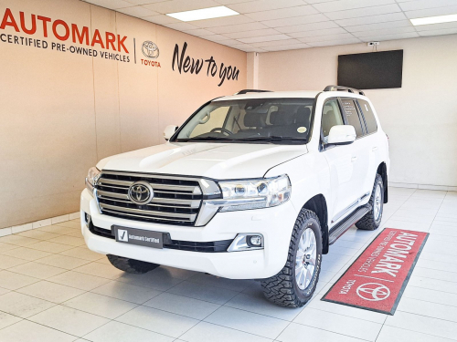 Pre-owned Toyota Land Cruiser 200 4.5D V8 AT for sale in 