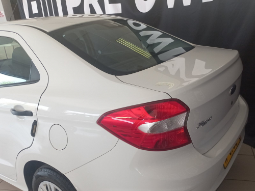 Ford FIGO 1.5 VCT AMBIENTE in Namibia