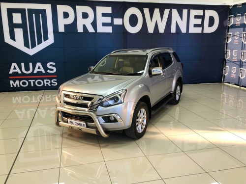 Isuzu MU-X 3.0 4X4 AT in Namibia