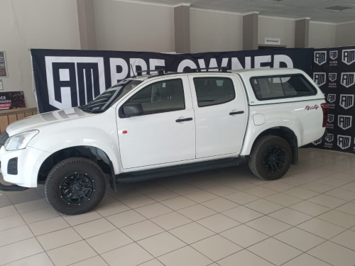 Isuzu D-MAX 250 4X4 D/C in Namibia