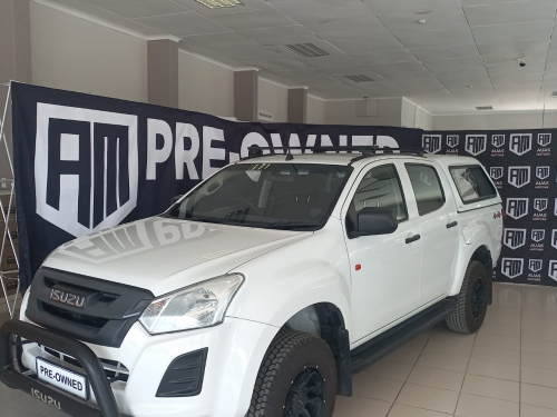 Pre-owned Isuzu D-MAX 250 4X4 D/C for sale in 