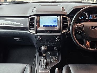 Ford Everest Bi-Turbo Limited 7 Seater in Namibia
