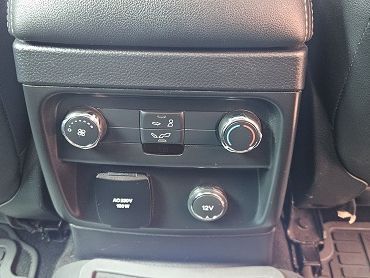 Ford Everest Bi-Turbo Limited 7 Seater in Namibia