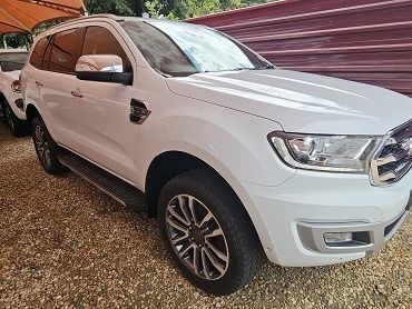 Used Ford Everest Bi-Turbo Limited 7 Seater for sale in Windhoek