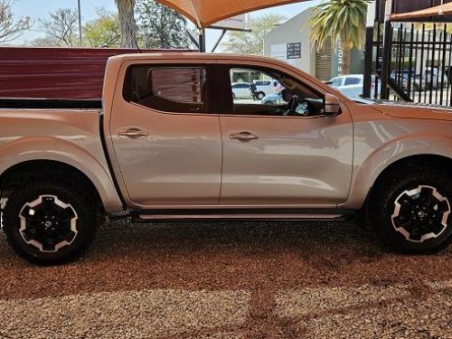 Nissan Navara DDTi LE Plus in Namibia