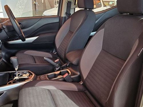 Nissan Navara DDTi LE Plus in Namibia