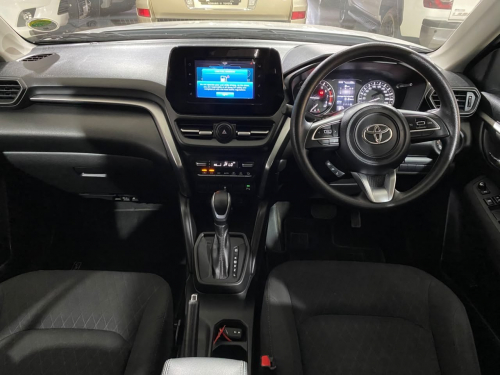Toyota Toyota Urban Cruiser 1.5 XR AT in Namibia