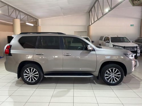 Toyota Land Cruiser Prado in Namibia