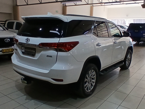 Toyota Fortuner 2.8 4x4 AT in Namibia