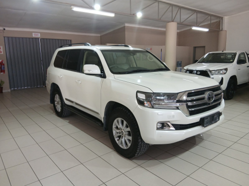 Used Toyota Land Cruiser 200 4.5 V8 VX-r for sale in Gobabis