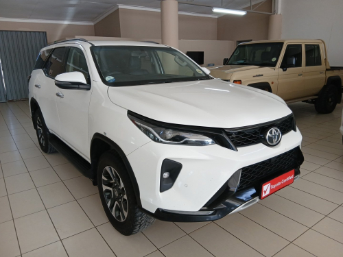 Pre-owned Toyota Fortuner 2.4 4x4 AT for sale in 
