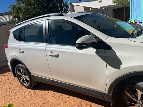 Toyota RAV4  2.0 GX in Namibia