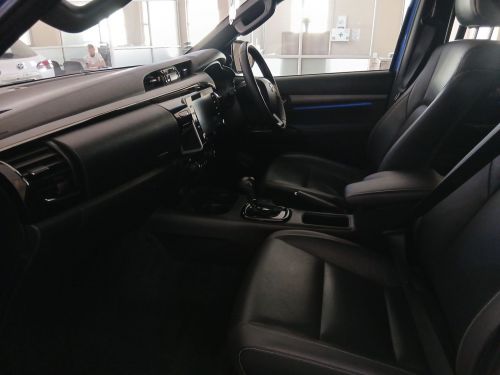 Toyota Hilux 2.8 D/C 4x4  LGD AT in Namibia