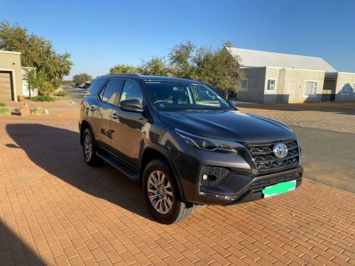 Toyota Fortuner 2.8 RB AT in Namibia