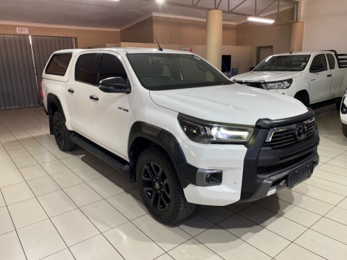 Toyota Hilux Legend 2.8 D/C A/T 4x4 in Namibia