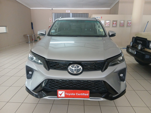 Toyota Fortuner 2.4 4x4 AT in Namibia