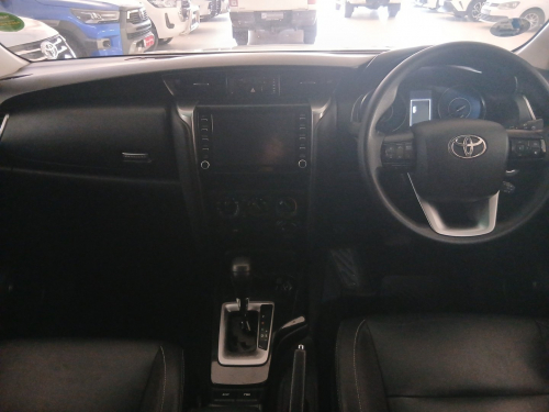 Toyota Fortuner 2.4 4x4 AT in Namibia