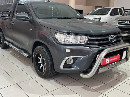 Pre-owned Toyota Hilux Vvti 2.0 S/C for sale in 