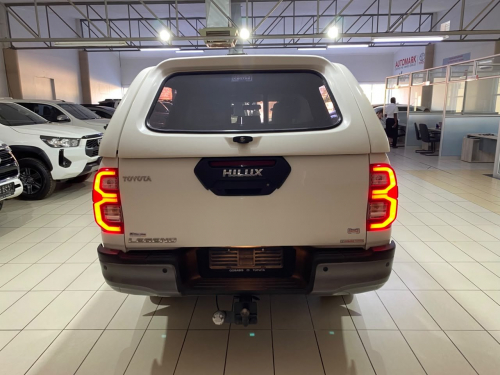 Toyota Hilux Legend 2.8 D/C A/T in Namibia