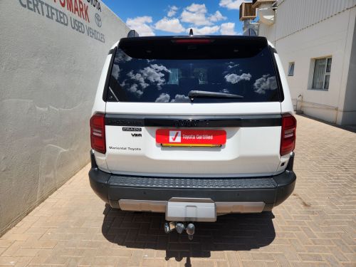 Toyota LC Prado 2.8GD VX-R in Namibia