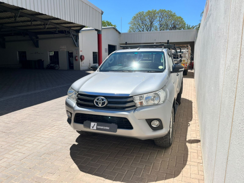 Toyota Hilux SC 2.4GD6 4x4 SRX MT in Namibia