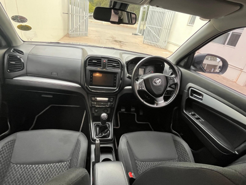 Toyota Urban Cruiser 1.5 XR MT in Namibia