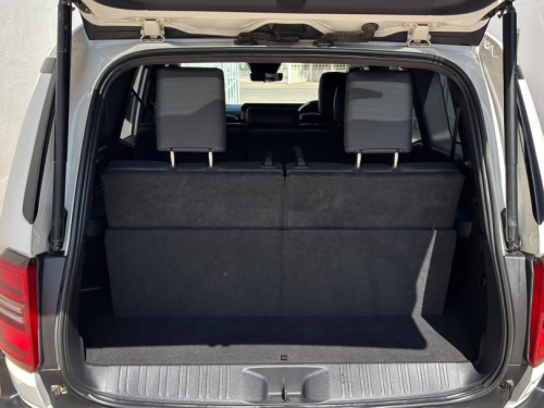 Toyota LC Prado 2.8GD VX-R in Namibia