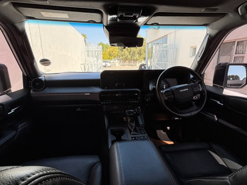 Toyota LC Prado 2.8GD VX-R in Namibia