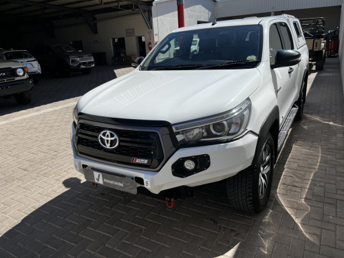 Toyota HILUX DC 2.8 4X4 AT DAKAR in Namibia