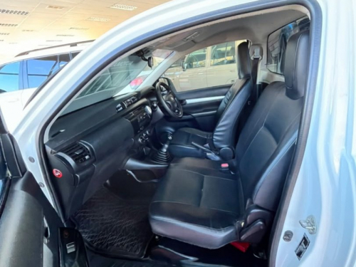 Toyota Hilux Single Cab 2.0VVTi S A/C 5MT in Namibia