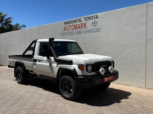 Used Toyota Toyota Land Cruiser Pickup LC79 2.8 GD-6 S/C AT for sale in Mariental