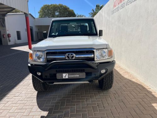 Toyota Land Cruiser Pickup LC79 4.0 Petrol S/C in Namibia
