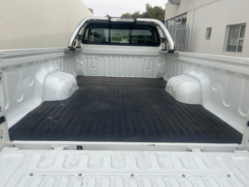 Toyota Hilux SC 2.4 4x2 MT in Namibia