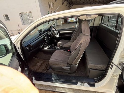 Toyota Toyota Hilux Extra Cab XC 2.4 GD6 RB RAI AT in Namibia