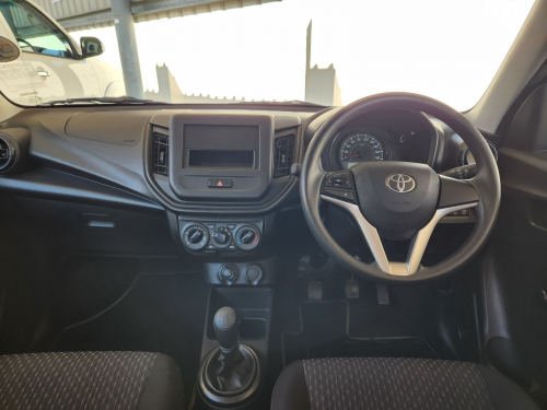 Toyota Vitz 1.0 MT in Namibia