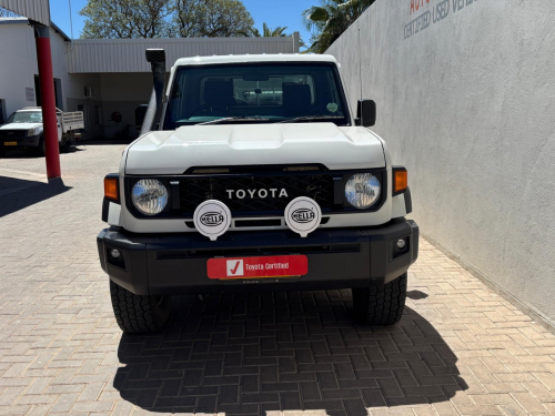 Toyota Land Cruiser Pickup LC79 2.8 GD-6 S/C AT in Namibia