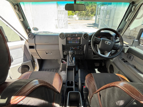 Toyota Land Cruiser Pickup LC79 2.8 GD-6 S/C AT in Namibia