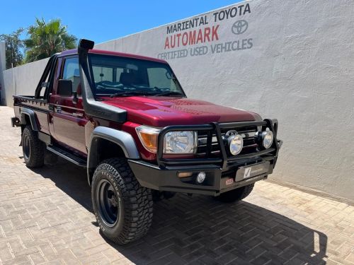 Used Toyota Land Cruiser SC 4.0 V6 Petrol for sale in Mariental