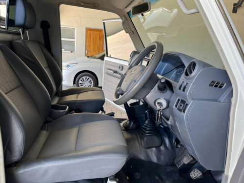 Toyota Land Cruiser Pickup LC79 4.2 Diesel S/C in Namibia