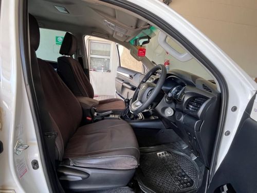 Toyota Hilux Double Cab 2.4GD6 RB RAI MT in Namibia