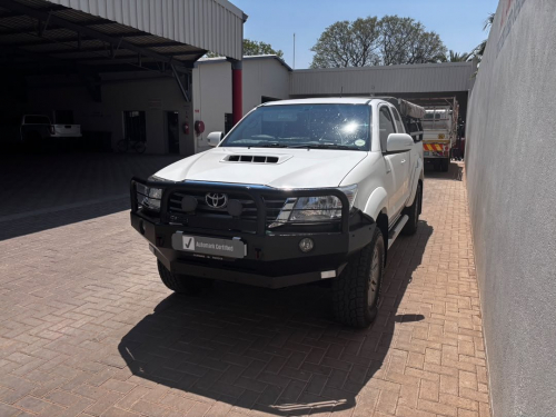 Toyota Hilux Extra Cab XC 3.0 D-4D 4X4 DAKAR in Namibia