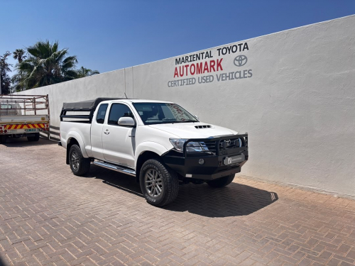 Pre-owned Toyota Hilux Extra Cab XC 3.0 D-4D 4X4 DAKAR for sale in 