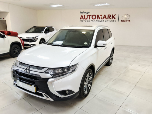 Mitsubishi OUTLANDER 2.4 GLS CVT in Namibia