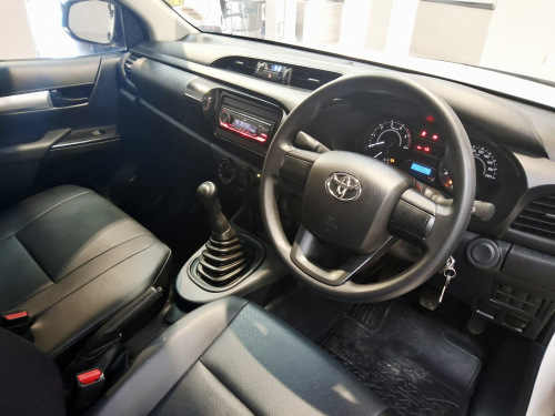 Toyota HILUX 2.4 GD S A/C P/U S/C. in Namibia