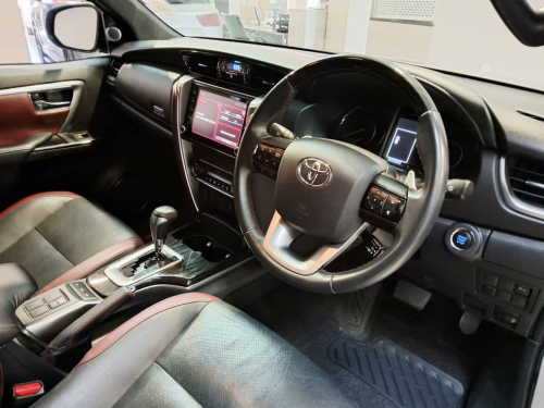 Toyota Fortuner 2.8gd-6 4x4 A/t in Namibia