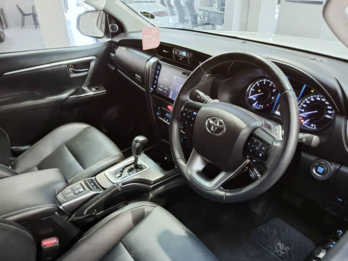 Toyota Fortuner 2.8 Gd-6 4x4 Vx A/t in Namibia