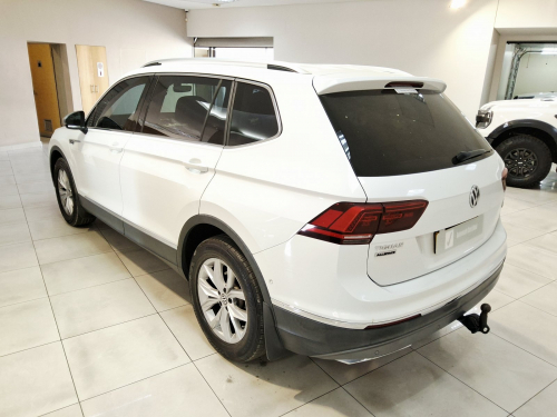 Volkswagen Tiguan Allspace 2.0 Tsi H/Line 4Mot Dsg. in Namibia