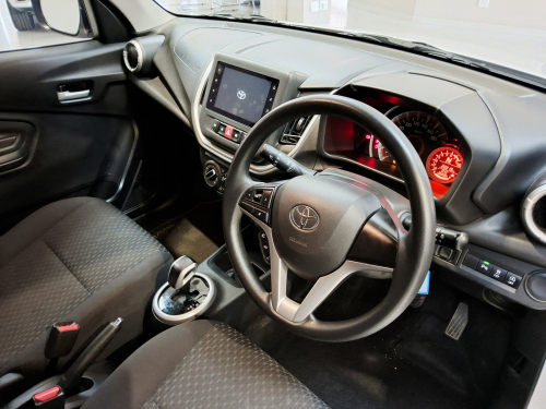 Toyota Vitz 1.0 Xr A/t in Namibia